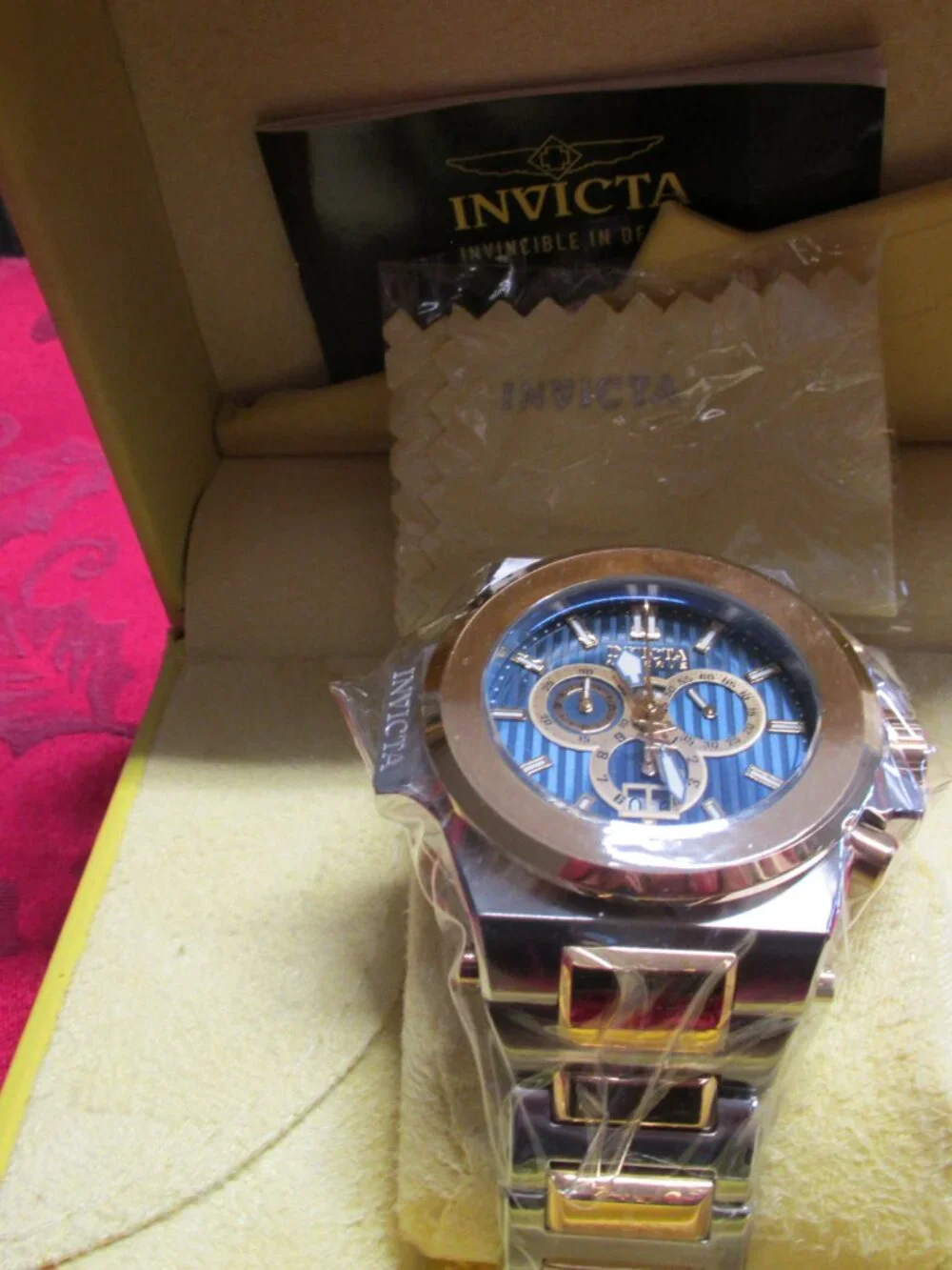 Invicta Reserve Akula 31680 Swiss Made Chronograph